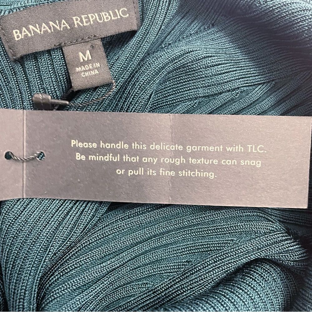 NWT Banana Republic Ines Scoop Back Sweater Dress in Pine Green Size Medium NEW - Picture 11 of 14